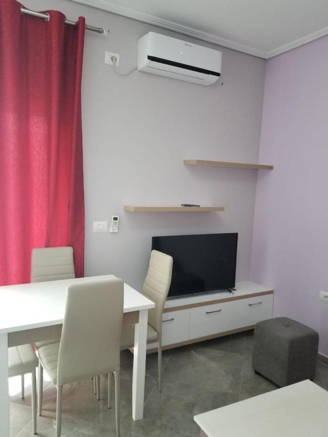 Brothers Lr Sarandë Exterior foto