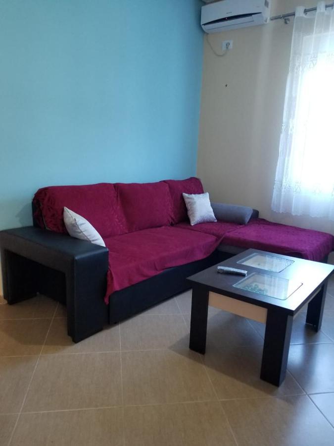 Brothers Lr Sarandë Exterior foto