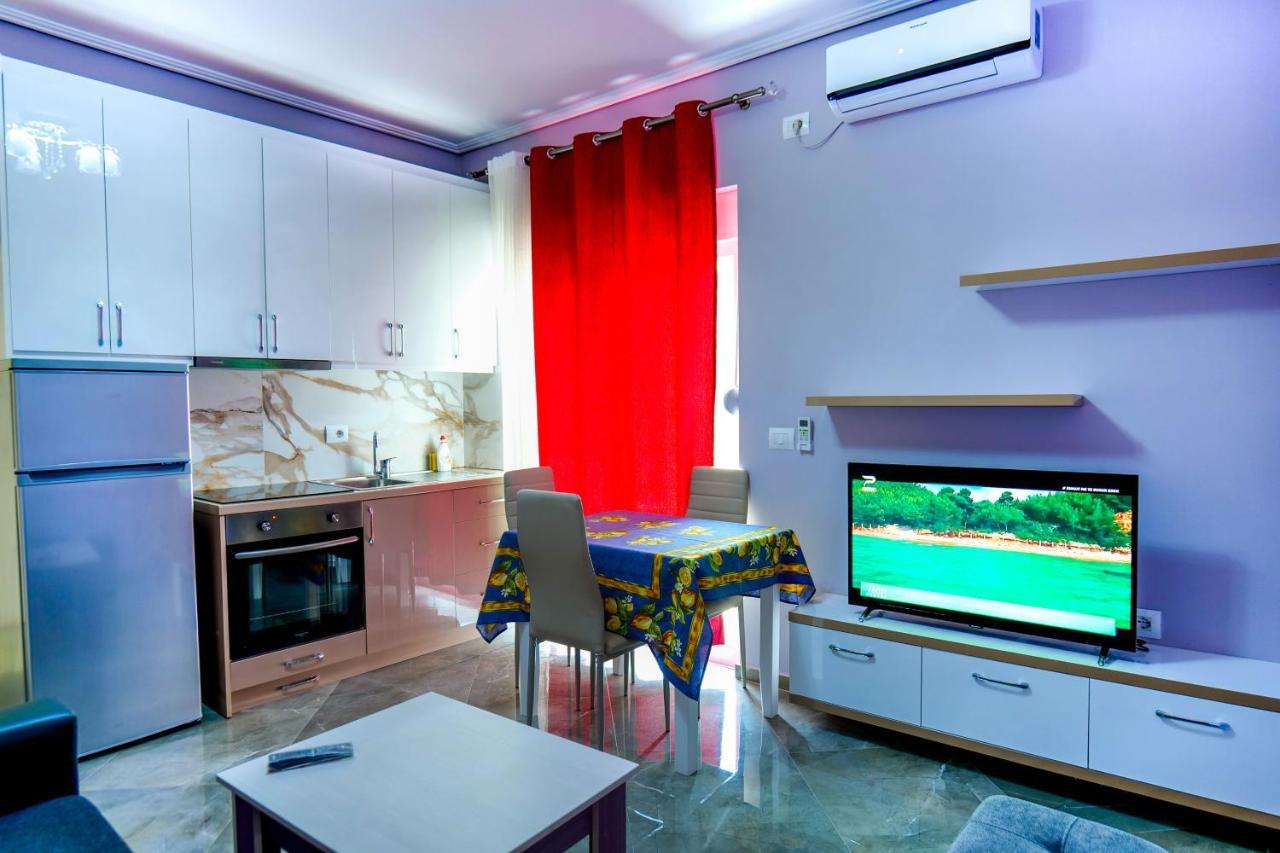 Brothers Lr Sarandë Exterior foto